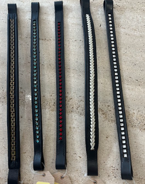 FRONTALERA CON ADORNOS